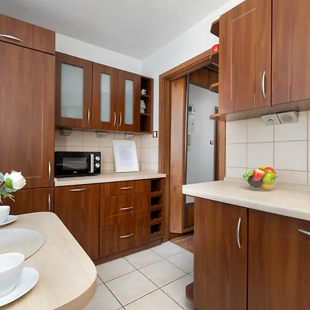 شقة Przestronny Z Balkonem I Miejscem Do Pracy By Renters زابجة